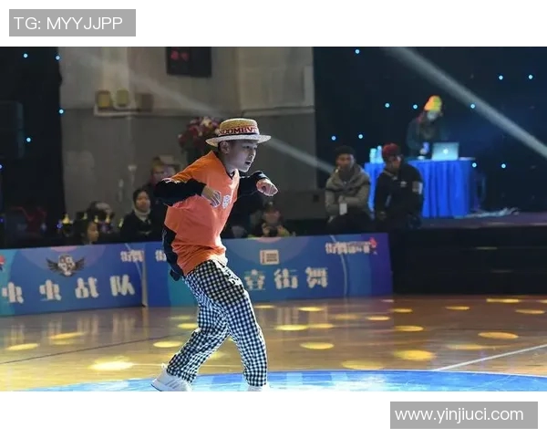 北京街舞队逆袭攀岩联赛的精彩旅程与奋斗故事