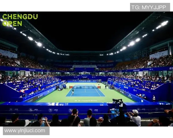 全国锦标赛回顾：成都网球队默契配合展现出色团队精神与竞技水平