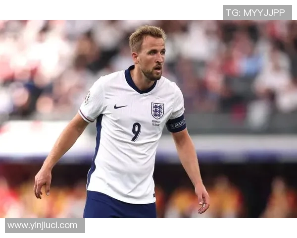 足球明星凯恩的精彩瞬间与职业生涯回顾