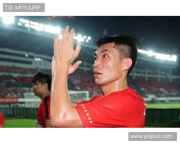 足球明星心脏捐献感人视频引发全球关注与讨论 足球明星心脏捐献感人视频引发全球关注与讨论