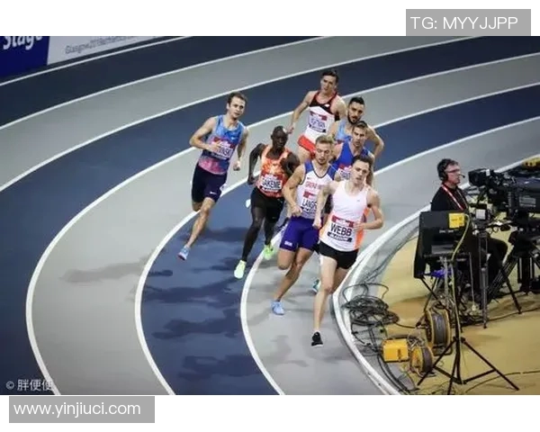 重庆足球队在钻石联赛中的速度表现引发热议与期待